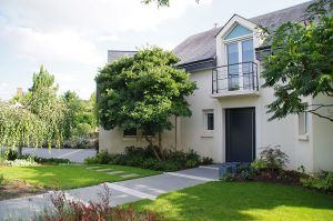Aménagement végétal : entrée de maison