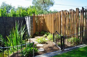 Construction décorative : jardin de brise vue